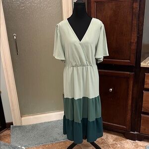 BloomChic Mint and Teal Tiered Midi Dress